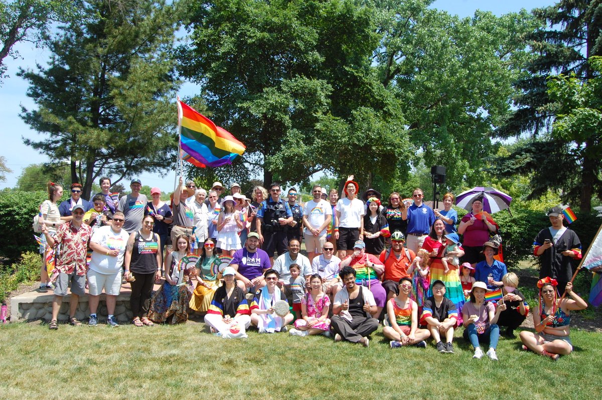 t_robb1's tweet image. Our coverage of the 1st ever Niles Pride Rainbow Walk last Saturday
journal-topics.com/articles/pride…
@NilesJournal @NilesCoalition @VNilesIL @NMDLibrary #PrideMonth2023 @SamchaChicago @SenatorLaura @senvillivalam @KBMorrison15 @robertmartwick @lindseylapointe