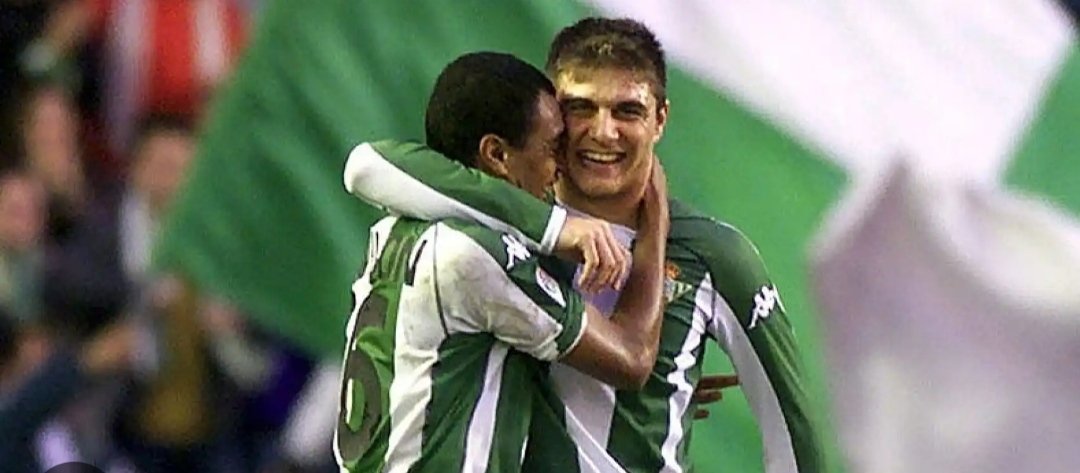 Que pedazo de dupla tuvo q ser.
 Si denilson está haciendo lo q quiere con casi 50 tacos no me lo quiero imaginar de joven😮‍💨😮‍💨