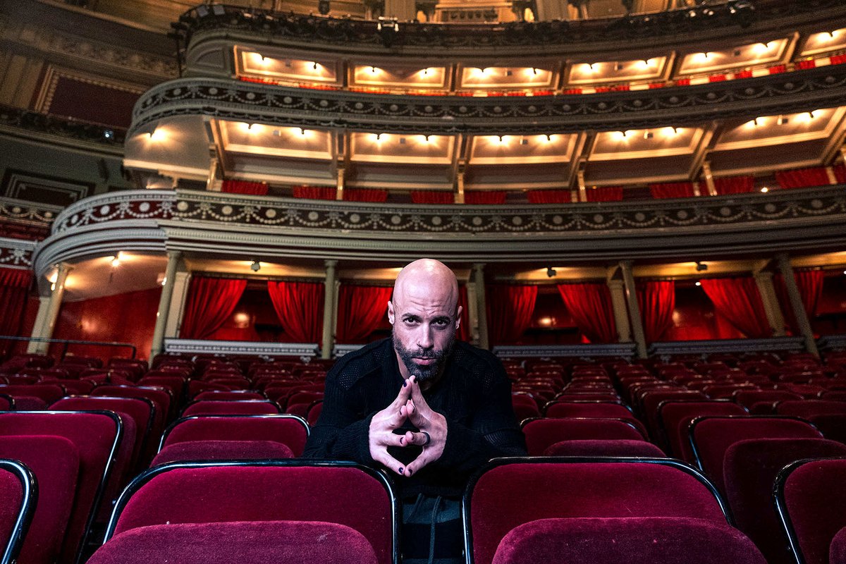 Join Chris Daughtry LIVE only on the Daughtry App this Thurs at 9 PM CT bit.ly/thedaughtryapp To welcome you to the platform, Chris’ first chat will be open to ALL subscribers. Come experience one of our great perks for FREE!! #chrisdaughtry #daughtry #livestream #app