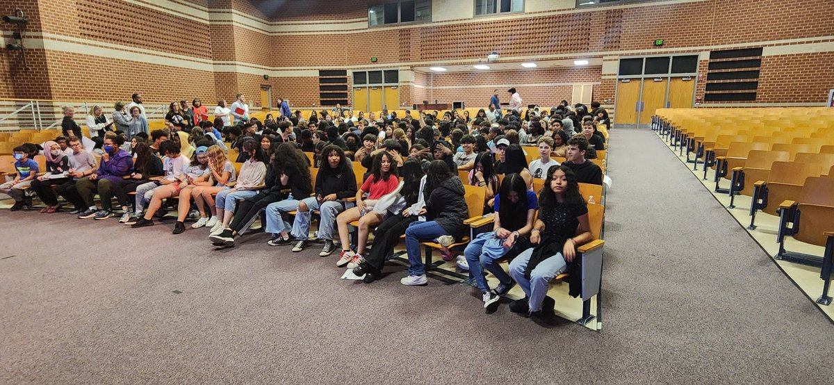 We see you future <a href="/hcpss_lrhs/">Long Reach HS</a> lightning superstars!!!