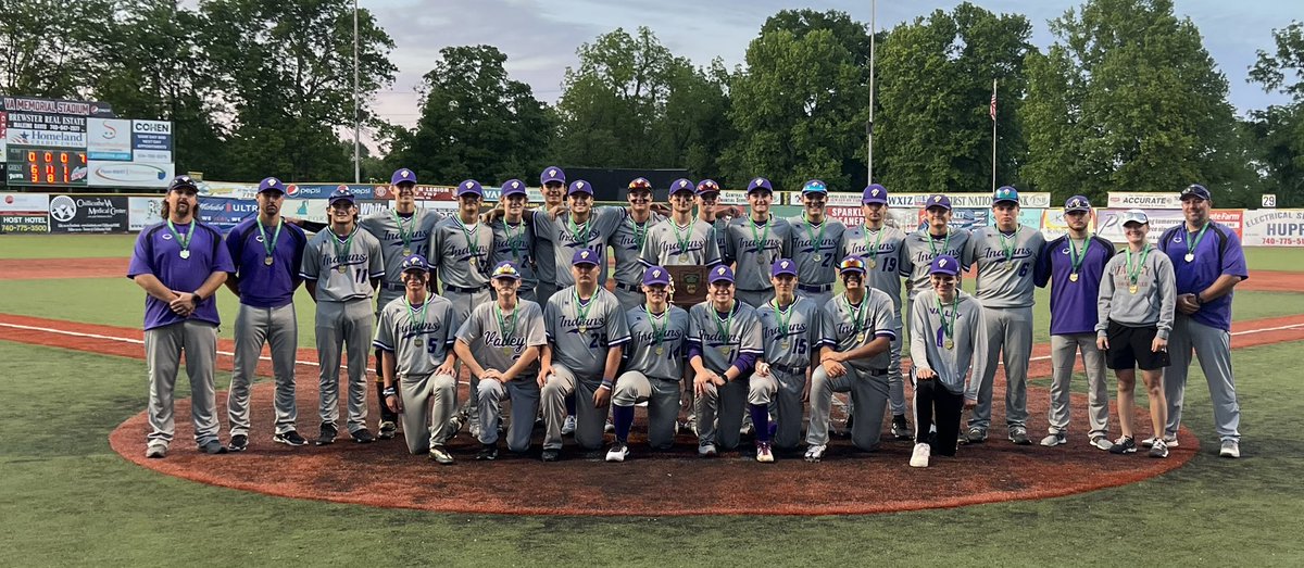 Division III district champion <a href="/VHSBaseball3/">VHS_Baseball</a> #PDTSports