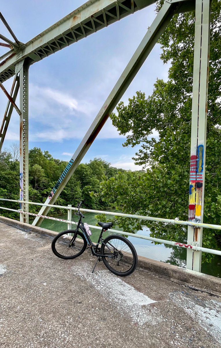 I finished my bike ride just in time to hop on #mldschat This is the old bridge spanning the James River right before it enters Lake Springfield! It was a beautiful ride!