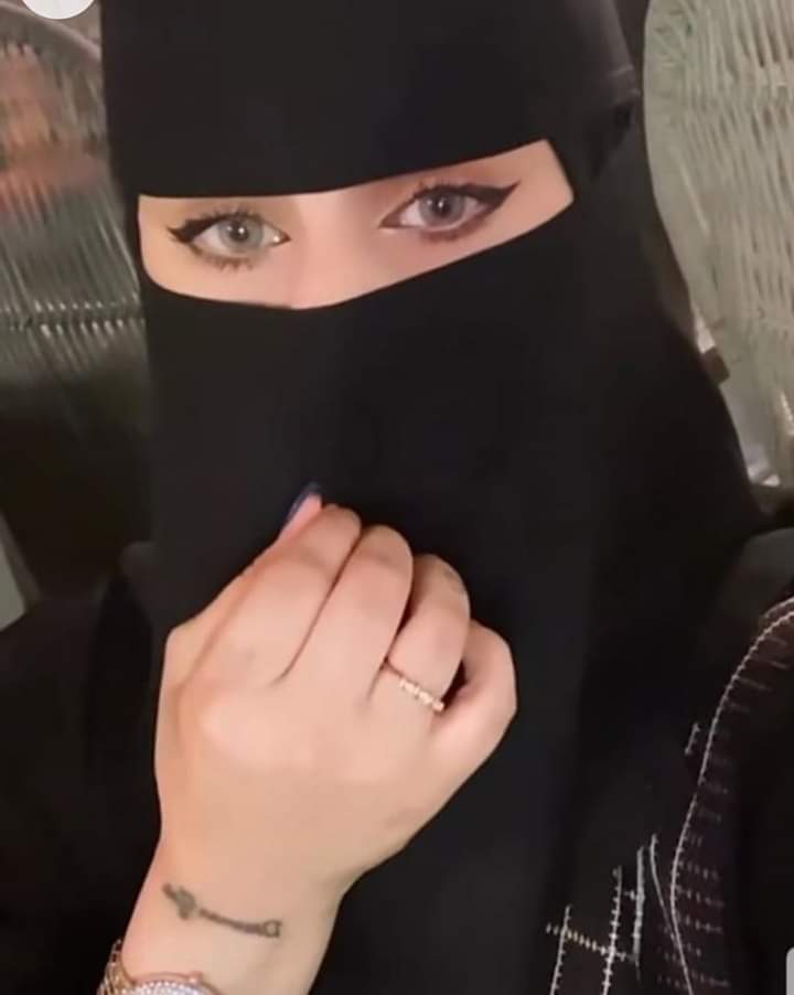يا صباح الخير ياتري حد صاحي
<a href="/MdamMyrft/">مدام ميرفت</a>