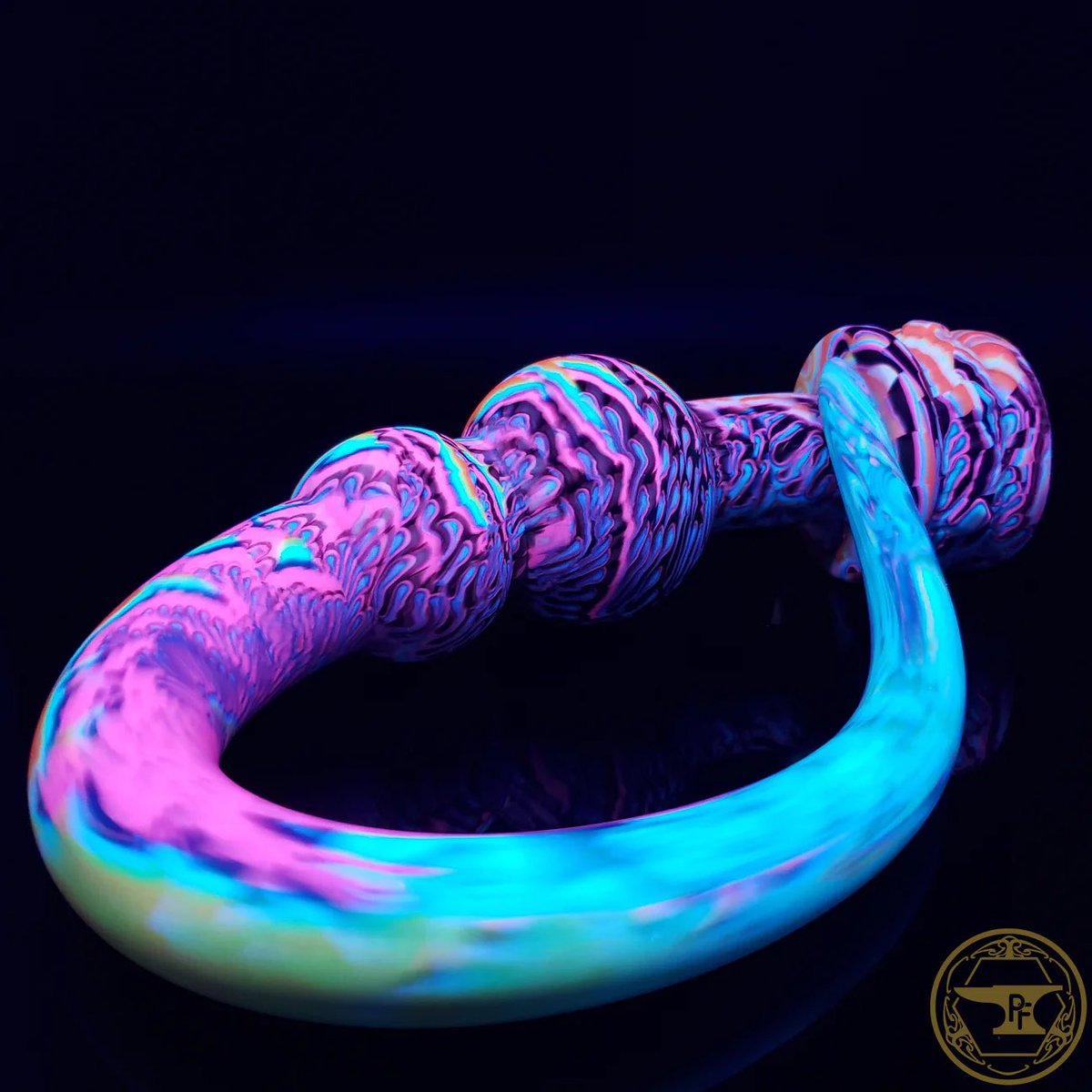 Holy shit I finally got a witch king wand from <a href="/PleasureForge/">Pleasure Forge -Next Drop- | 11/27 | 10PM EST</a>