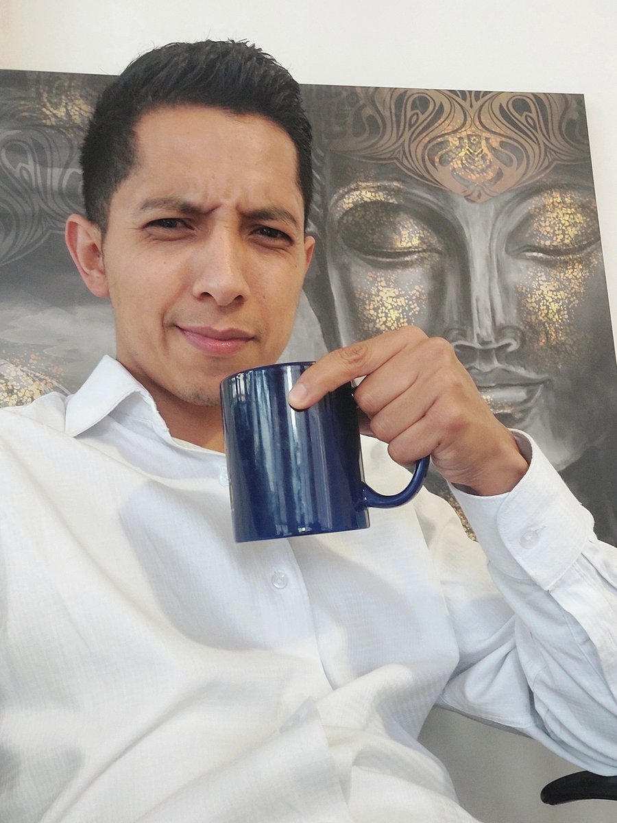 yosoygerard07's tweet photo. El inteligente no es el que lo sabe todo, el inteligente es aque que utiliza lo que sabe #BuenJueves #ElPoderDeLiberarte https://t.co/pANBXc16eO