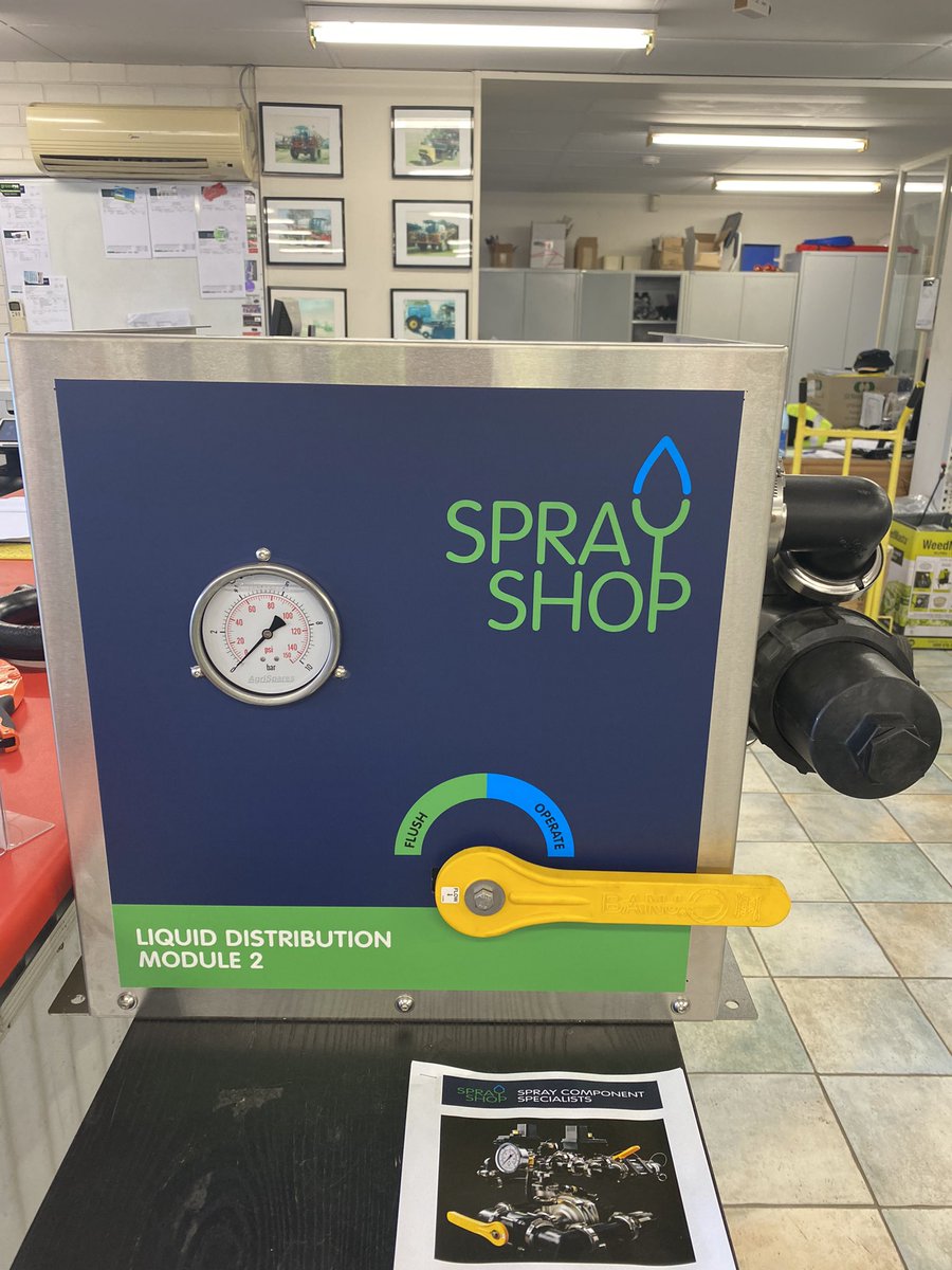 SprayShop tweet media