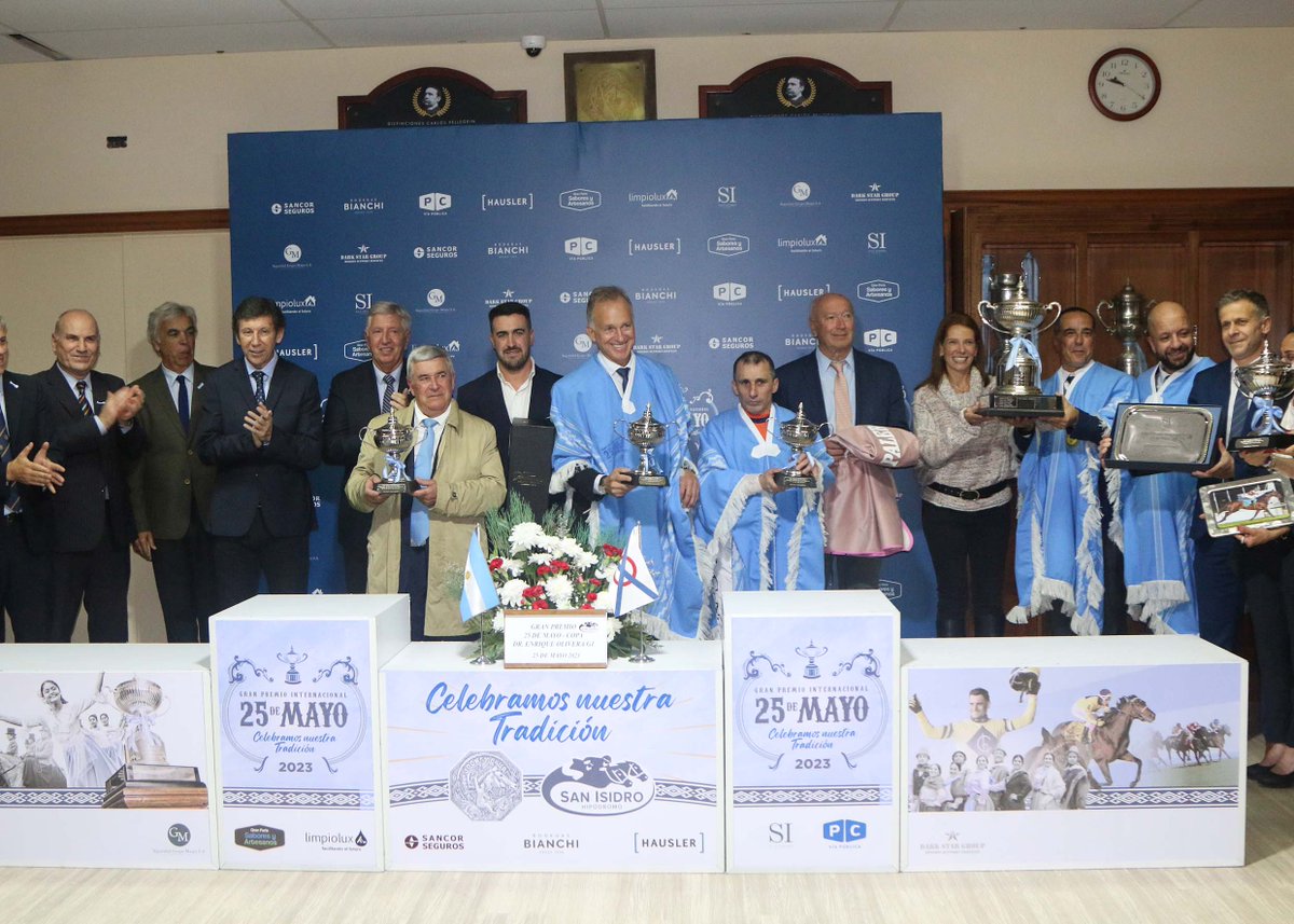 HipodromoSI's tweet photo. ✅ En el @HipodromoSI se disputó el #GP25deMayo (G1 - 2400 metros), donde se impuso #MeninoDoRio (Fortify), del #StudRDI, entrenado por #AlfredoGaitánDassié y dirigido por #JuanNoriega. https://t.co/yy2OEKFflb