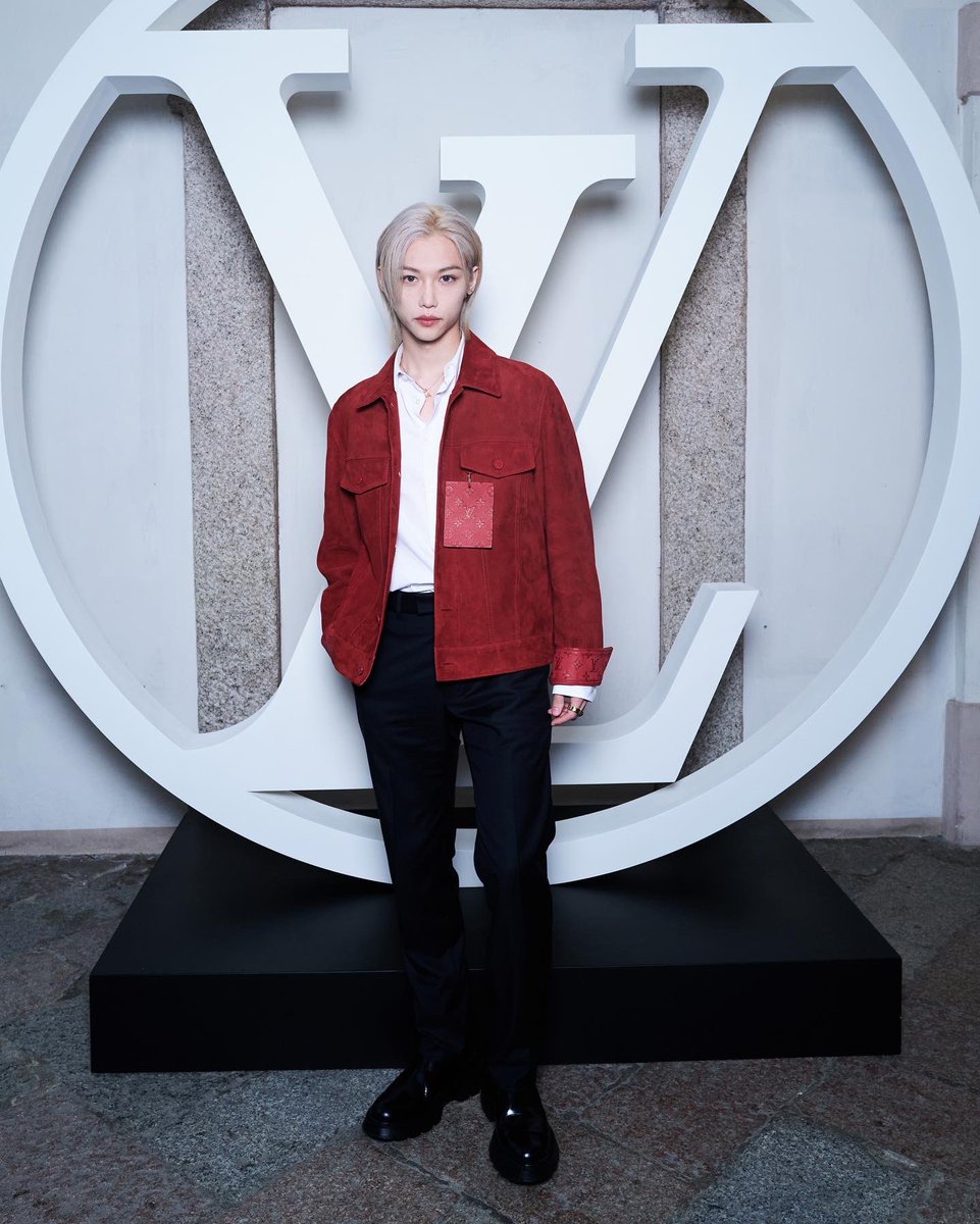 LOfficiel_PH's tweet photo. The front at the Louis Vuitton Cruise show was packed with star power, from Philippines’ own Heart Evangelista to #LouisVuitton Men’s new creative director Pharrell Williams to Felix of Stray Kids and more. https://t.co/CK7hCvHRUf
