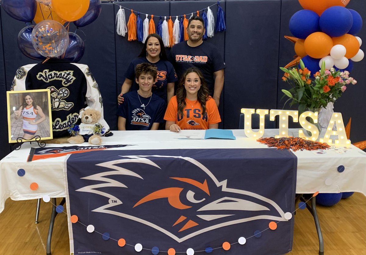 Robert_Martinez (@ocrobmartinez) on Twitter photo Congratulations to the newest UTSA Roadrunner #OCProud #BirdUp <a href="/NISDOConnorHS/">O'Connor High School</a> <a href="/CheerConnor/">O'Connor Cheer</a> <a href="/UTSA/">UTSA</a> Congratulations to the newest UTSA Roadrunner #OCProud #BirdUp <a href="/NISDOConnorHS/">O'Connor High School</a> <a href="/CheerConnor/">O'Connor Cheer</a> <a href="/UTSA/">UTSA</a>