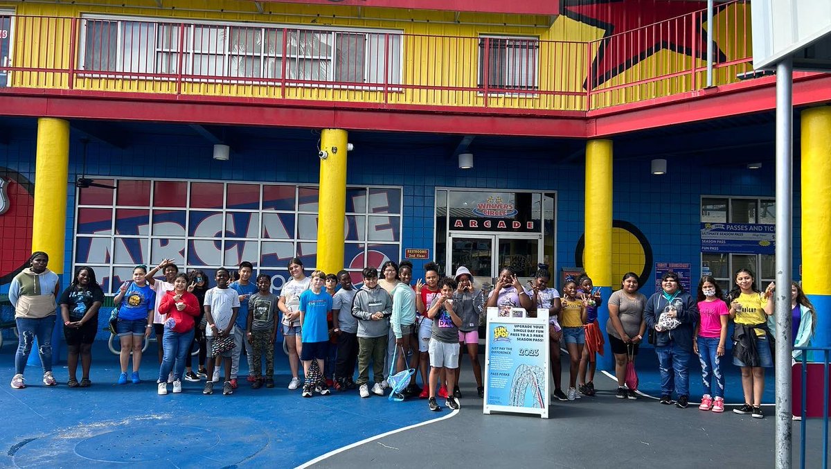 starkevcs's tweet photo. Our 5th graders took on Fun Spot for their annual end-of-the-year field trip.
A big shout out to @ZinziKatie, Mrs. Mejia, Mr. Simpson, Ms. Villa, and our two fabulous chaperones for making this happen.
Pictures and videos to come. https://t.co/3dQ12ezZJw