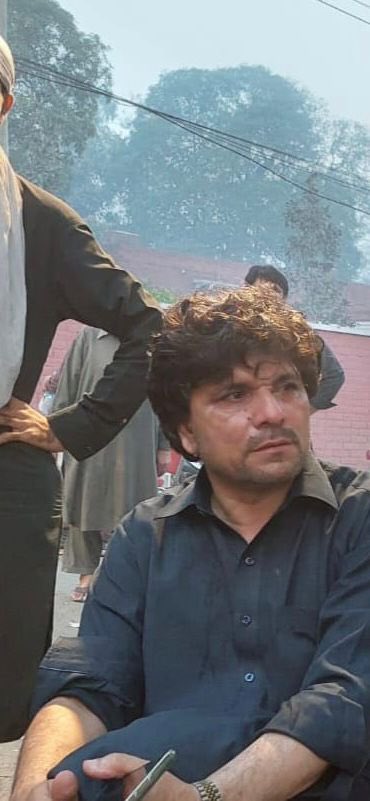 Muhamma18810026's tweet photo. @gulzafarkhan میں 1996 سے عمران خان کے قافلے میں عمران کے ساتھ رہا اور انشاء اللہ خون کے آخری قطرے تک عمران خان کے ساتھ رہوں گا۔ 

ان غلاموں کا یہ مسلک ہے کہ ناقص ہے کتاب
کہ سکھاتی نہیں مسماں کو غلامی کے آداب 
#Iamwith 
#May25_2022_BlackDay https://t.co/FytNTrRaQb https://t.co/EL6Pz2JkbZ