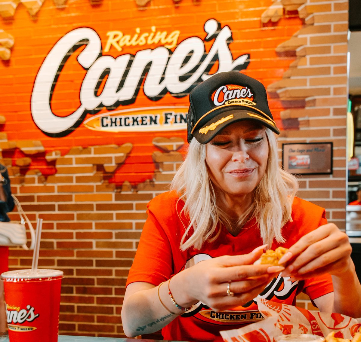 Raising Cane's tweet media
