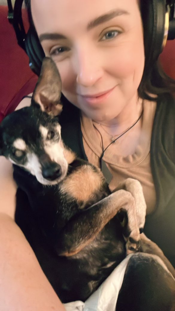 Rebecca Lynn Howard tweet media