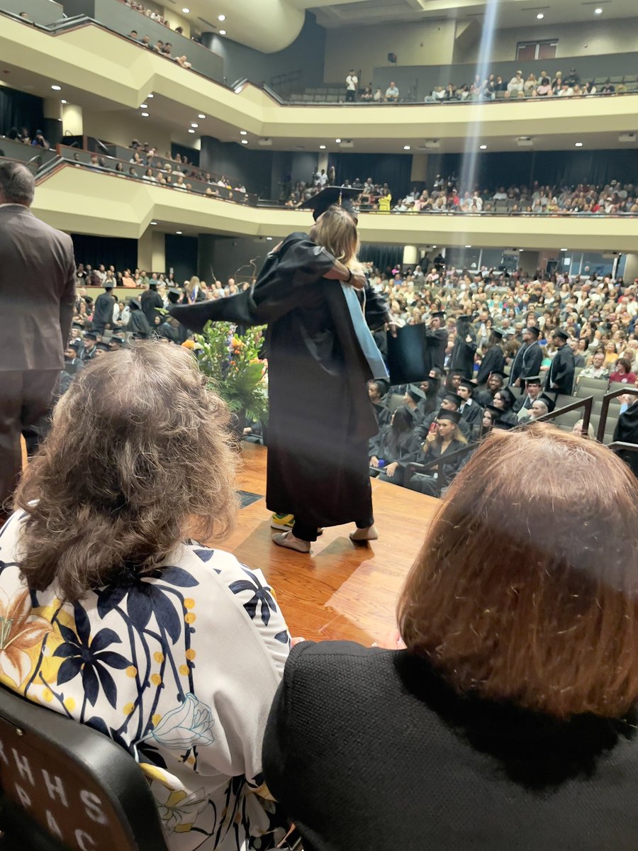 Megan Gist tweet media