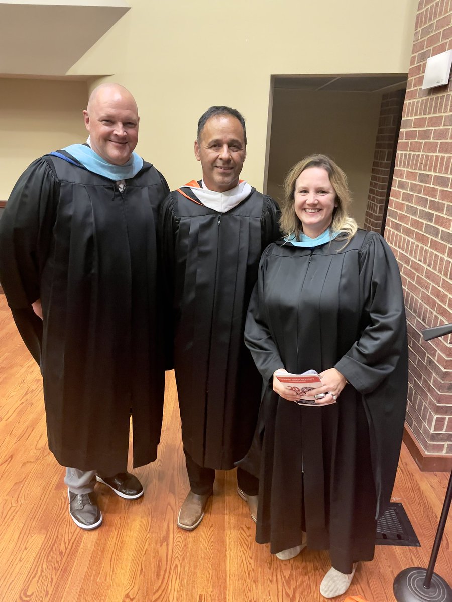 Megan Gist tweet media