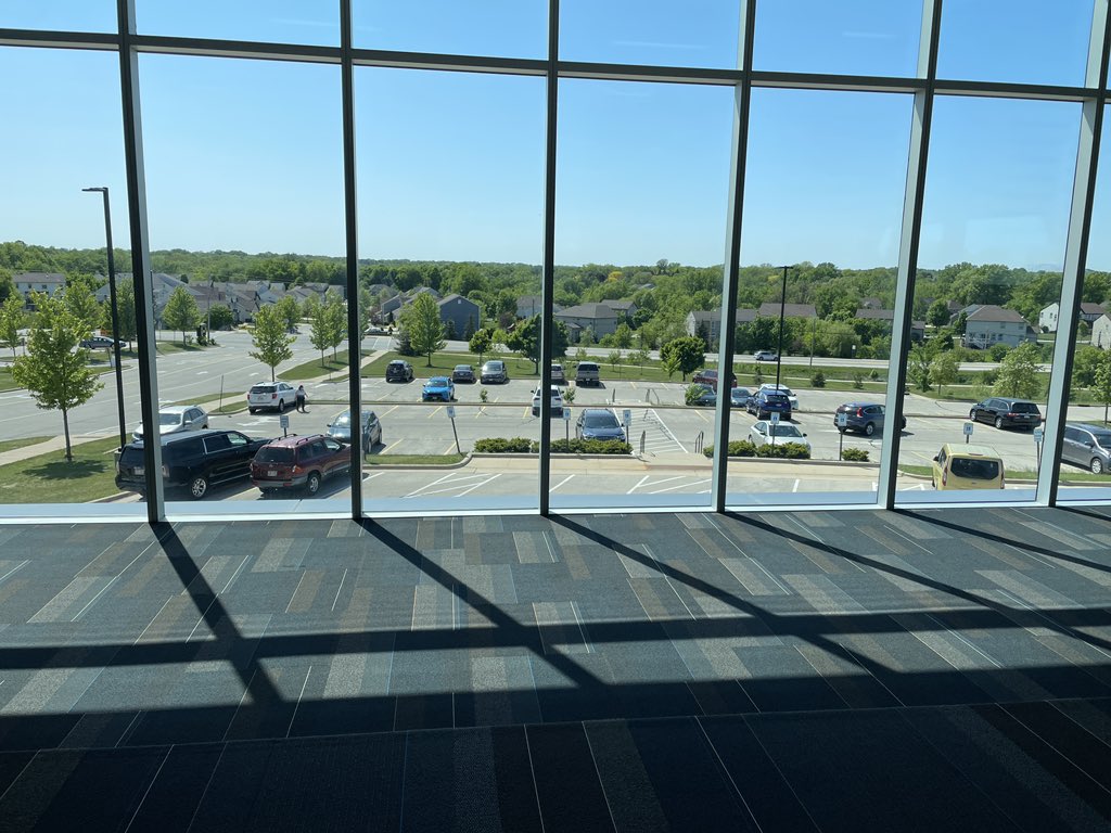 R_Blessington's tweet photo. Above average work space and view @FranklinSabers. #1FPS https://t.co/TmRceFUt55