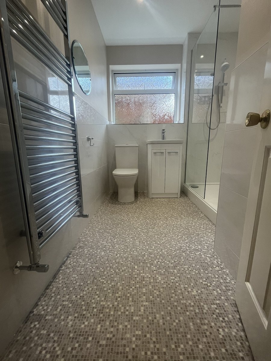 Installation finished this week at Wollaton. Bath out shower tray in.
#Mint #Bathrooms #Nottingham