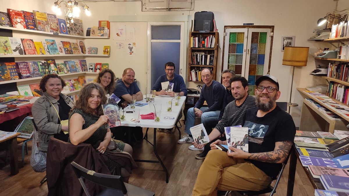 Barra/Llibre tweet media