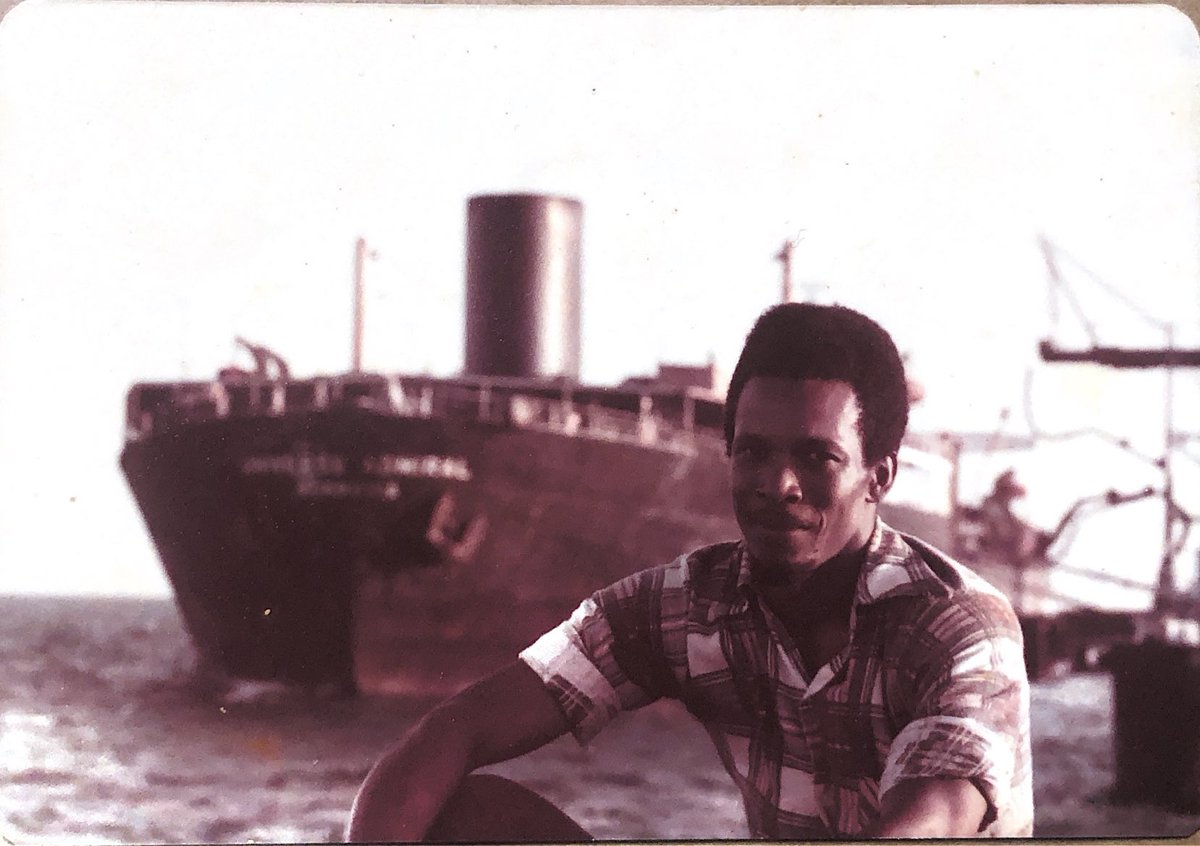 BstlyColdStoute's tweet photo. Birthday Greetings Daddy!
I love and miss you plenty plenty plenty.💔🕊️
#Carlos
#Paddy
#RestEasyDaddy https://t.co/CkocUCIG9A