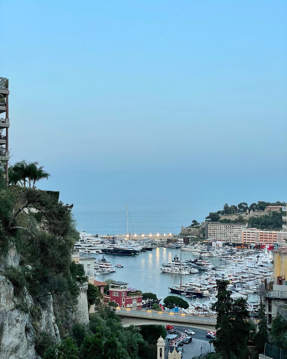 AlasdairDAY's tweet image. Building up nicely in #Monaco for the #F1 this evening with @RaasayWhisky &amp;amp; @KiltAds #raasay #whisky #gin