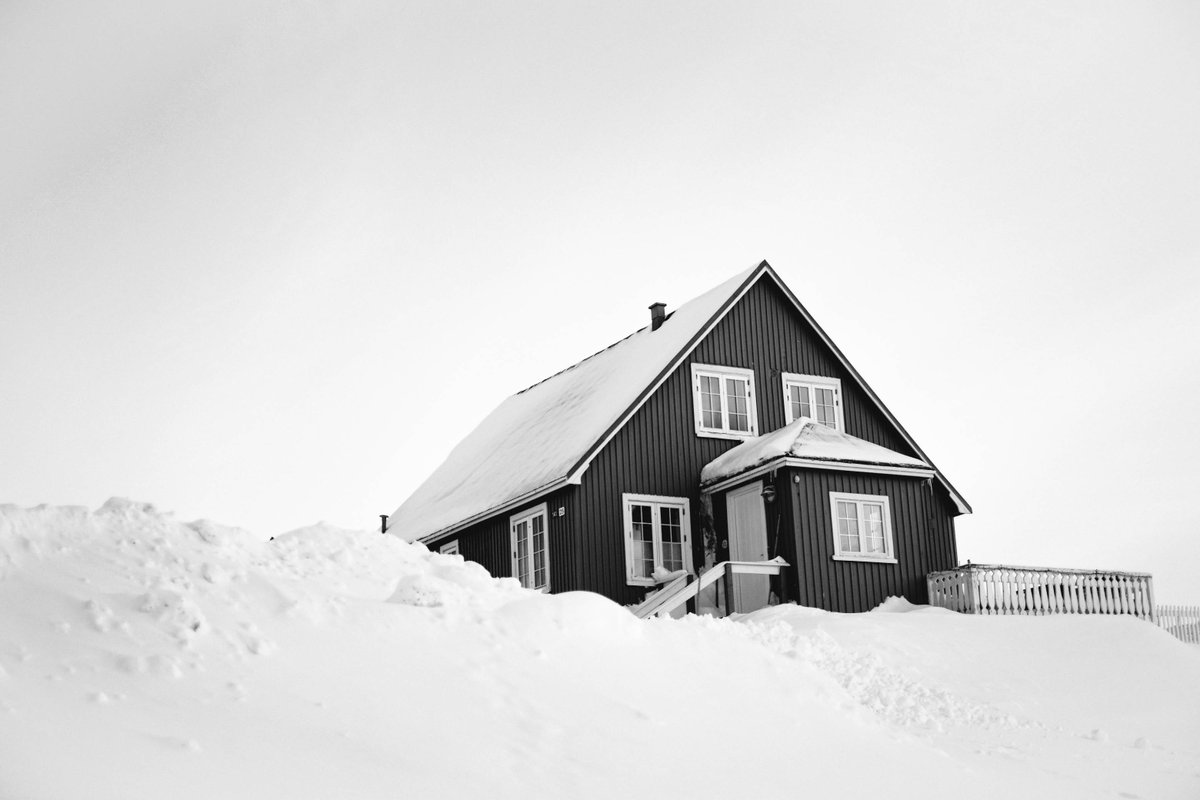 February 20, 2023.

#nuuk
#greenland
#blackandwhitephotography 
#winterphoto