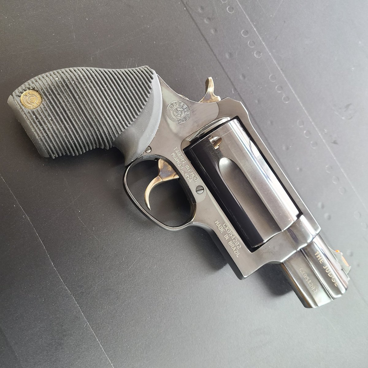 aimwap's tweet photo. Taurus Judge 45/410 Revolver
Slightly Used / Like New
#PublicDefender #GetArmed #StayArmed #GetAwapin https://t.co/VSrVDlVtUt
