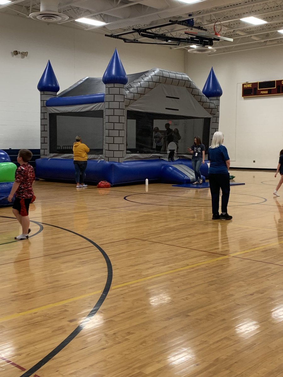 Jennifer Paxson Prass Elementary Principal tweet media