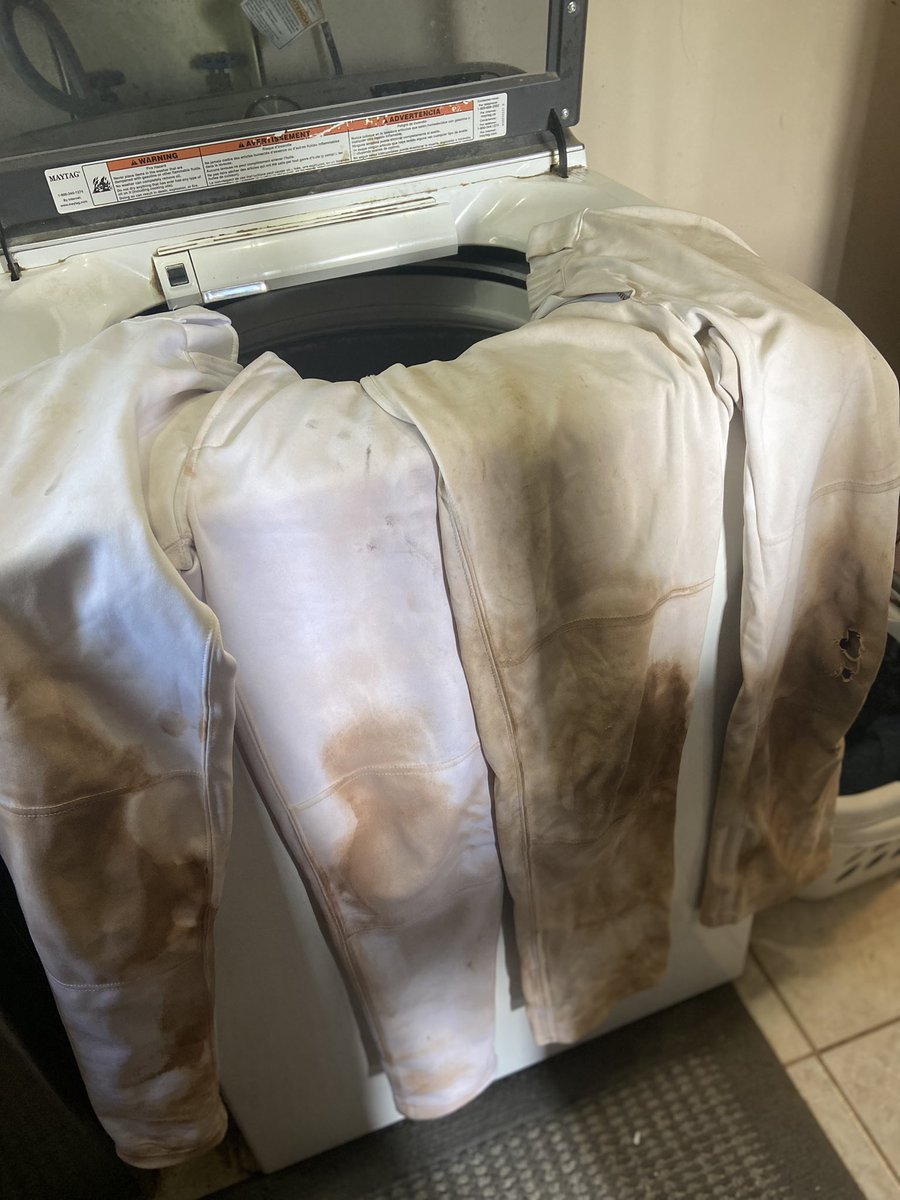 ryann_pagels's tweet photo. And so it begins…#ihatewhitepants #mysonsacatcher #thankgodforpowerwasher https://t.co/b4soU1aAda