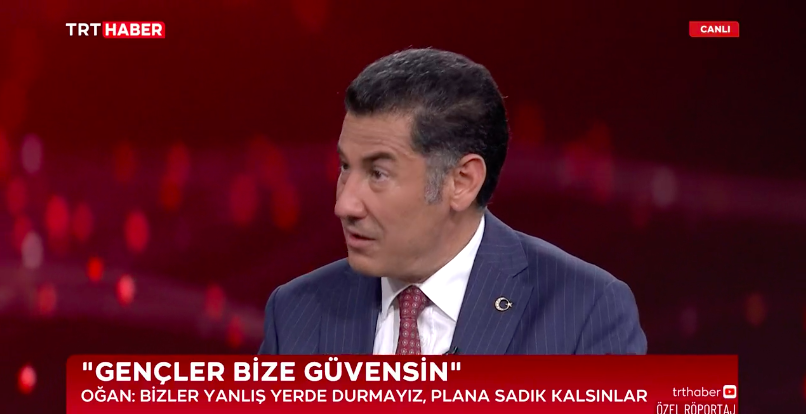 sputnik_TR's tweet photo. Sinan Oğan: Gençler bize güvensin. Biz yanlış yerde durmayız, plana sadık kalsınlar  https://t.co/w3boOXNJuW https://t.co/I82pmjGxmD