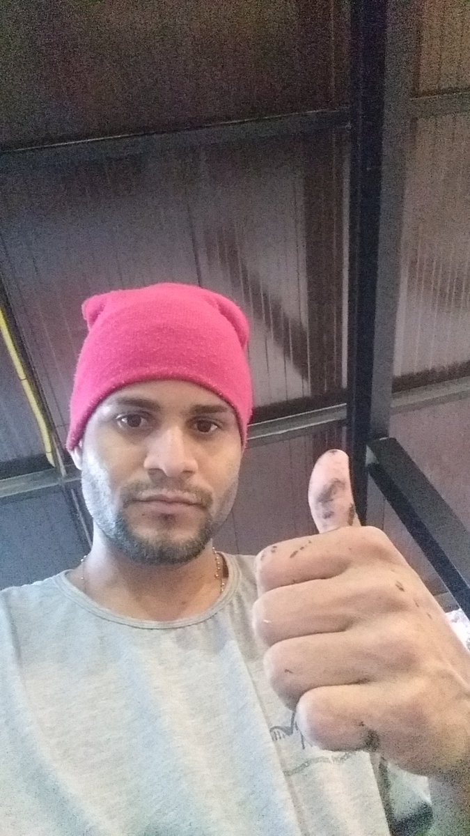 Dia e a noite de pé no chão, muito obrigado meu deus por me dá esse oportunidade de está correndo atrás do meu sem apertar o gatilho e sem fazer mal a ninguém 🙌🫶❤️