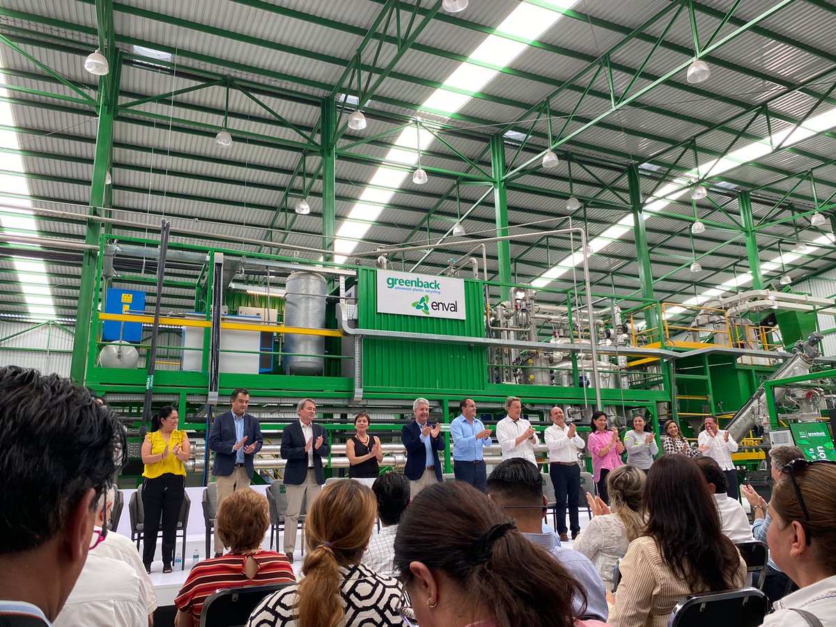 ecolanamx's tweet photo. Ecolana se enorgullece de colaborar con Greenback y @NestleMX en la lucha contra la contaminación plástica y de formar parte en la iniciativa para la recuperación de plásticos flexibles. ¡Juntos, estamos cambiando las reglas del juego! ♻️ https://t.co/TDZRoeoa89