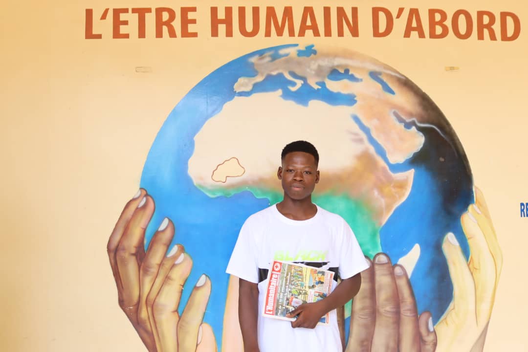 Après la délibération des résultats  de la Licence 1 dans la filière ✓Action Humanitaire, notre Établissement, Institut Supérieur de Sécurité Humaine m'a beaucoup félicité  pour ma moyenne obtenue avec Mention * Très bien 16,04 Premier de la classe en Action Humanitaire