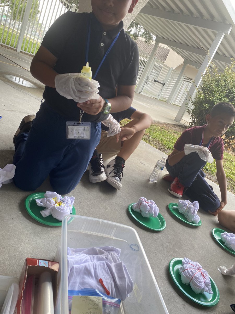 Tie-Dying shirts with more of our 250 Reading Count Point students! Can’t wait to see the final product! <a href="/GGEseagulls/">GGE Seagulls</a>