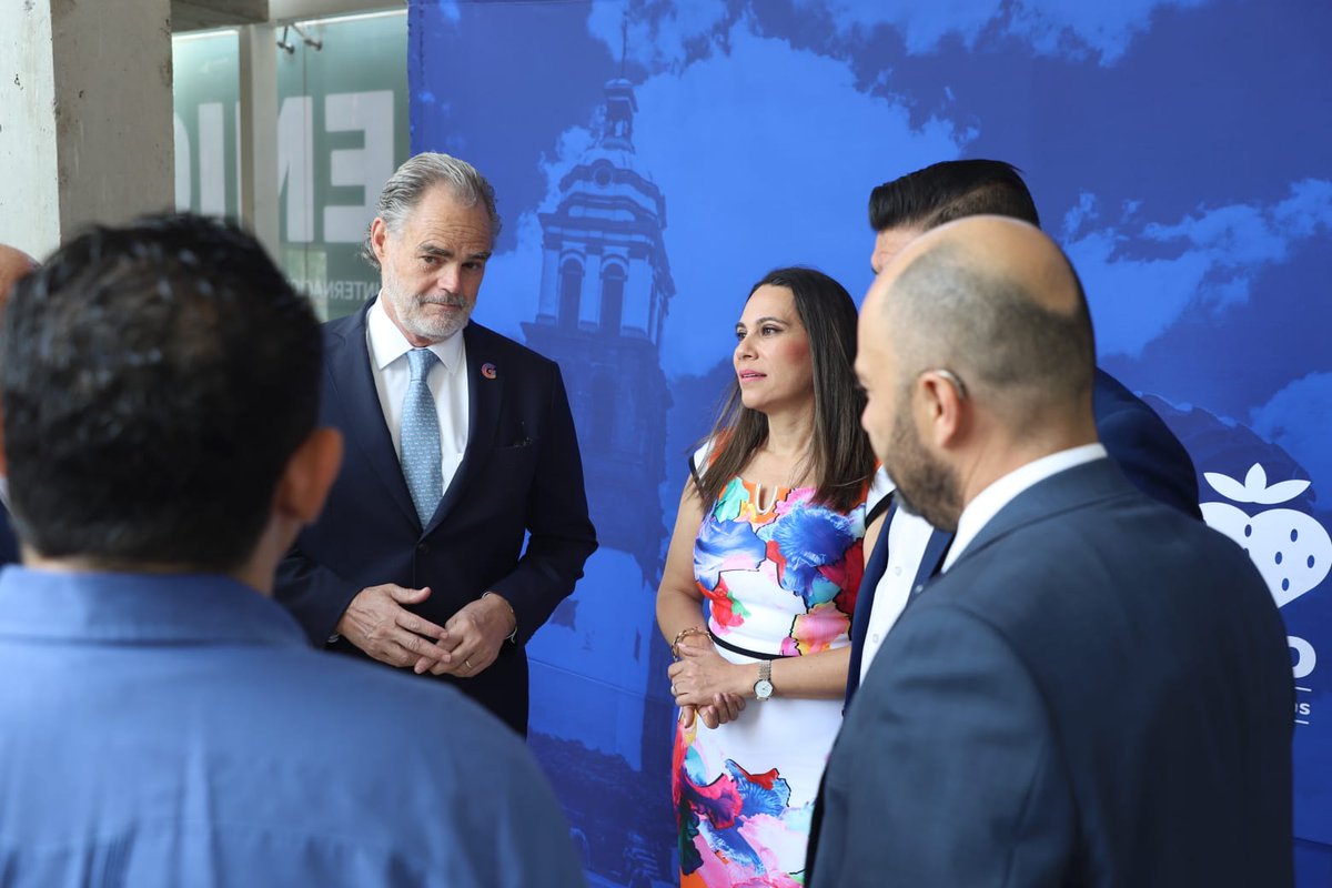 turismogobgente's tweet photo. Este año, en la sede @INFORUM Irapuato, se han representantes de los sectores público y privado y académico de 1️⃣4️⃣ Estados de la República y de Guatemala, a fin de fortalecer el posicionamiento de acciones sustentables 🌱.

Agradecemos el recibimiento de @LorenaAlfaroG https://t.co/2riMNt6Tf8