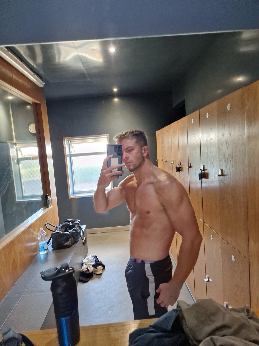 SamSteinerXOX's tweet photo. Progress? 😜 @Samsteinerxxx https://t.co/dVtUtSOjBA