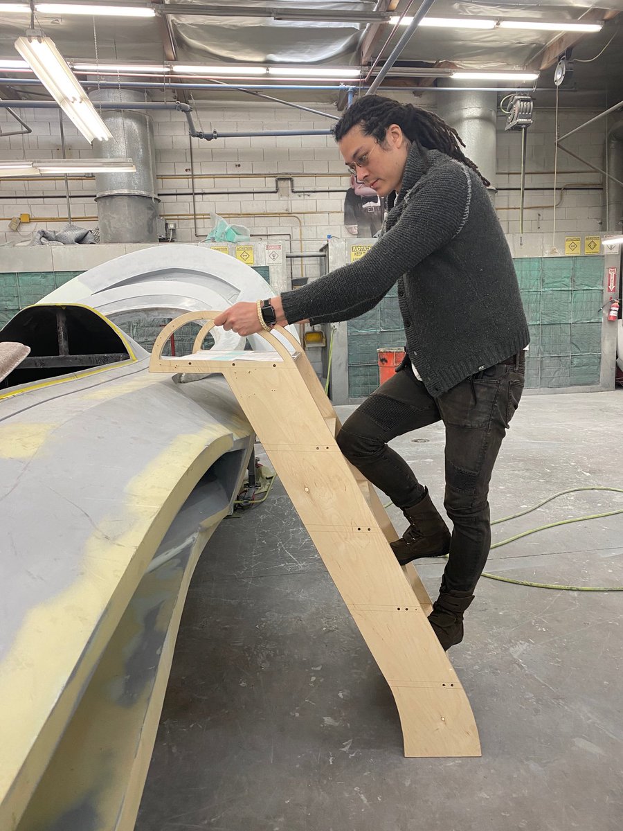 KITST7LEN's tweet photo. #TheOrville
Inspecting the progress on the Pterodon https://t.co/nFdnWSZmX7