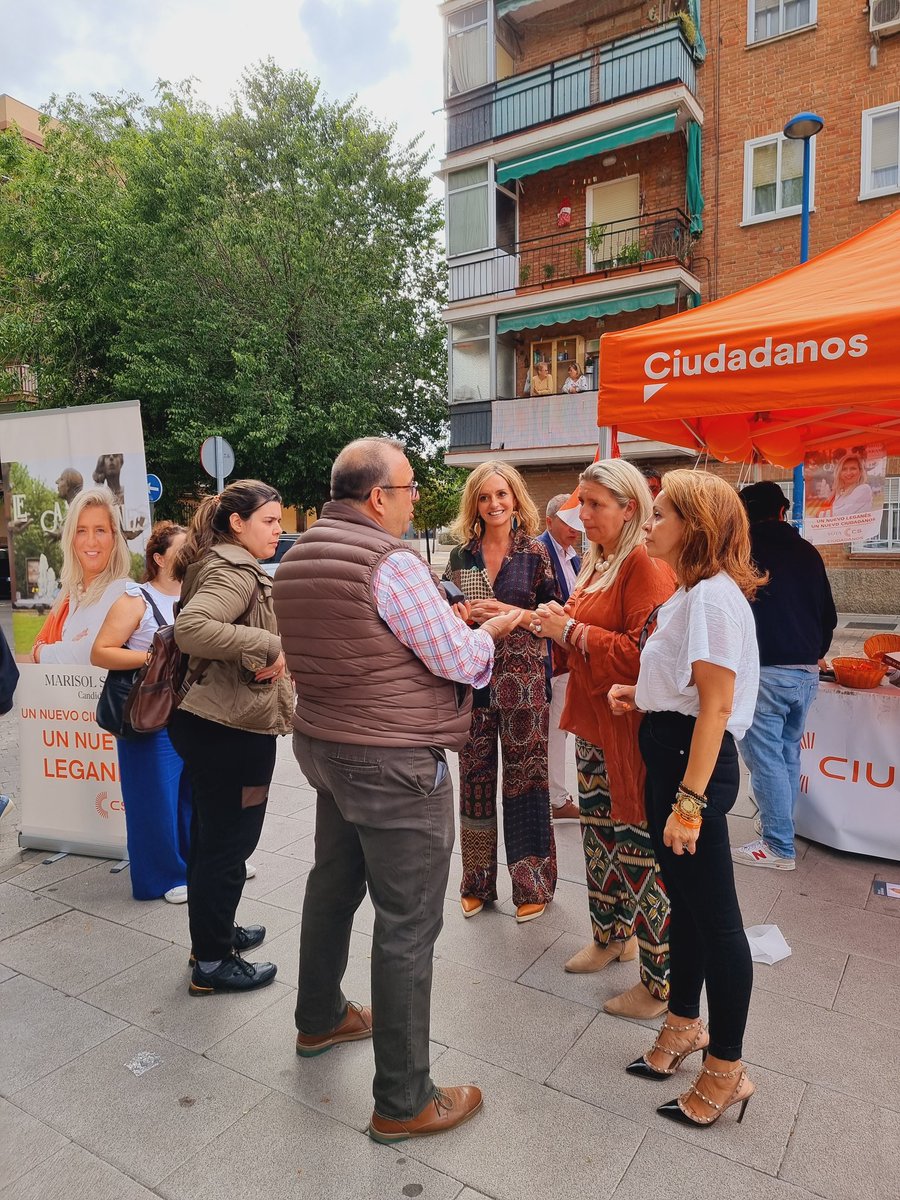 🧡GRACIAS🧡

🎊El evento de fin de campaña ha ido sobre ruedas gracias a todos y cada uno de los que lo han hecho posible🎊

🟠Gracias a @arucagomez , gracias a nuestra candidata a la alcaldía, Marisol Serrano (@Marisol_CsLeg) y a nuestra n° 2 Beatriz Martín-Palomino (<a href="/BeatrizMP7/">BeatrizMPC</a>