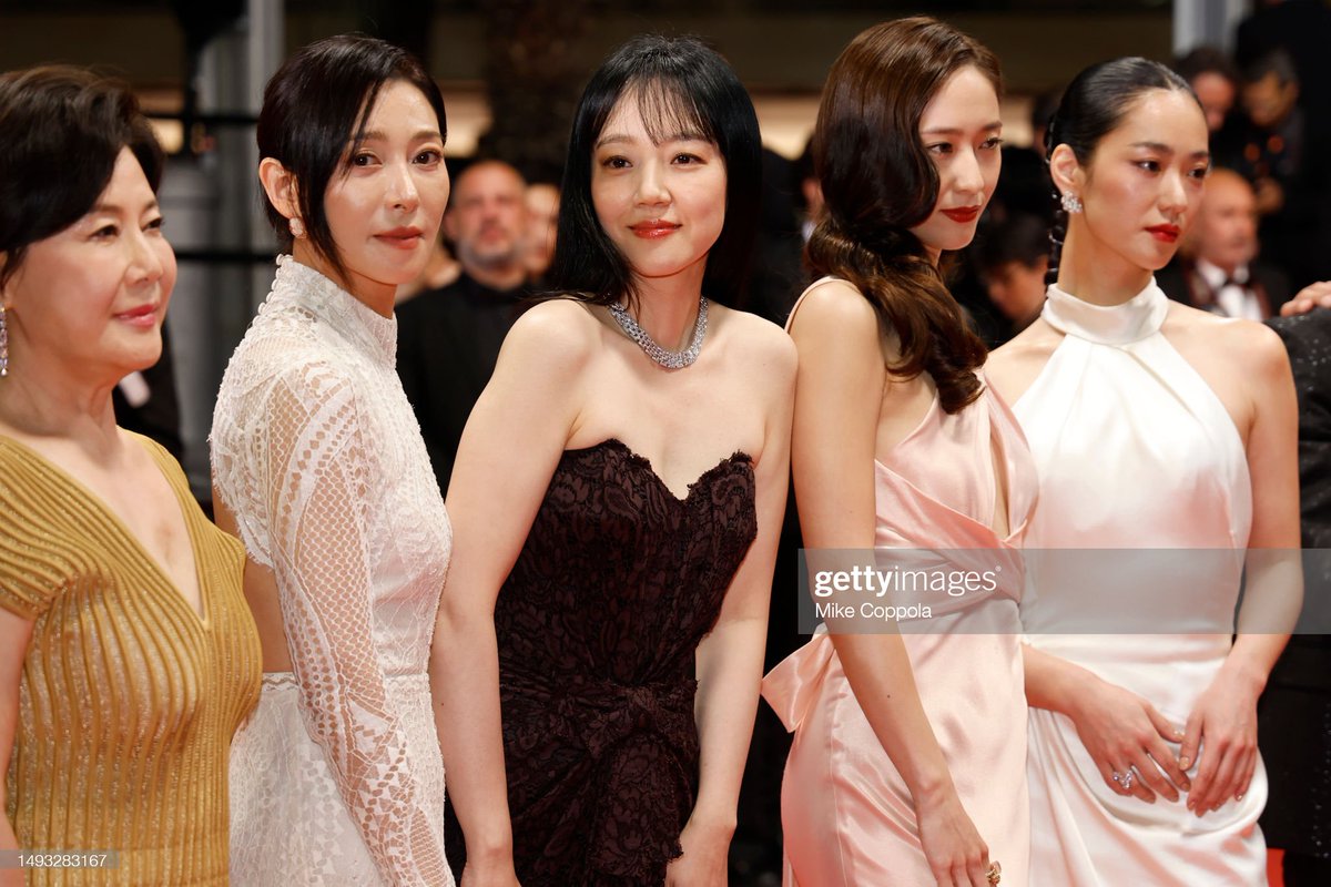 krystclass's tweet image. the women of Cobweb 🫶🏻
Krystal at the 76th Cannes Film Festival (#Cannes2023) Red Carpet for #Cobweb.
#KRYSTALatCannes #COBWEBatCannes