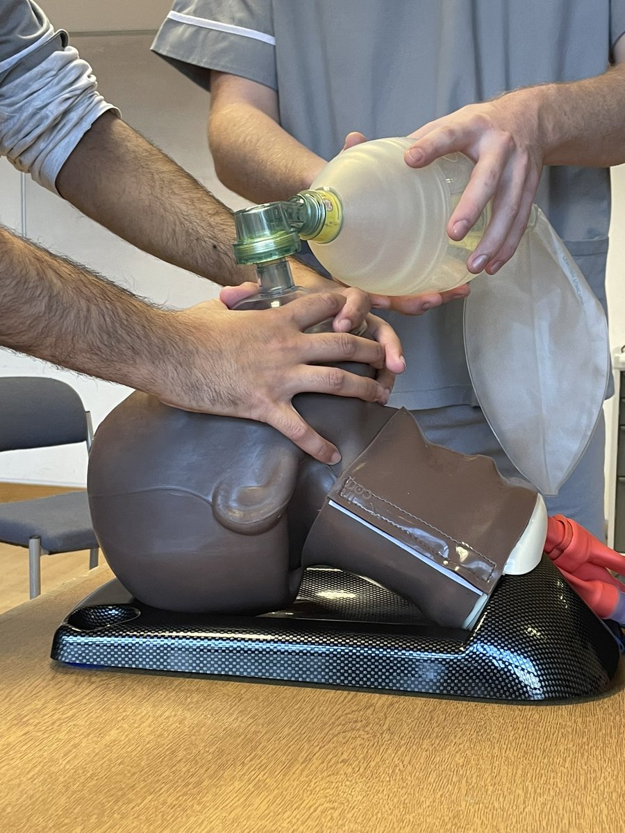 SIM@THEHILL (@simthehill1) on Twitter photo It’s been a busy week for the team! Insitu sim on B6, AMU, AFU and SDEC and 106 staff trained in airway management ! <a href="/AMUSHH2/">AMUSHH 💙</a> <a href="/B6Ward/">B6 Ward</a> <a href="/sjay_86/">Sarah-Jayne Ormrod 💙</a> <a href="/StockportNHS/">Stockport NHS FT</a> It’s been a busy week for the team! Insitu sim on B6, AMU, AFU and SDEC and 106 staff trained in airway management ! <a href="/AMUSHH2/">AMUSHH 💙</a> <a href="/B6Ward/">B6 Ward</a> <a href="/sjay_86/">Sarah-Jayne Ormrod 💙</a> <a href="/StockportNHS/">Stockport NHS FT</a>