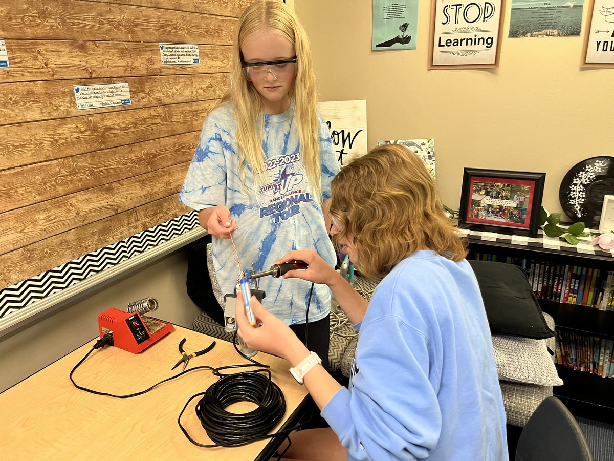 Wilsonh232's tweet image. Some of Cecil Intermediate’s students are preparing their remote controlled vehicles. Today, students soldered wires together and made their motors waterproof! Great job today! @CISCMSD @canon_mac