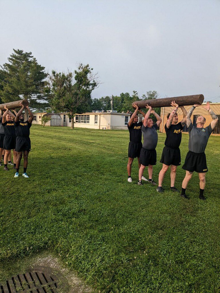 Fort Campbell R2 tweet media