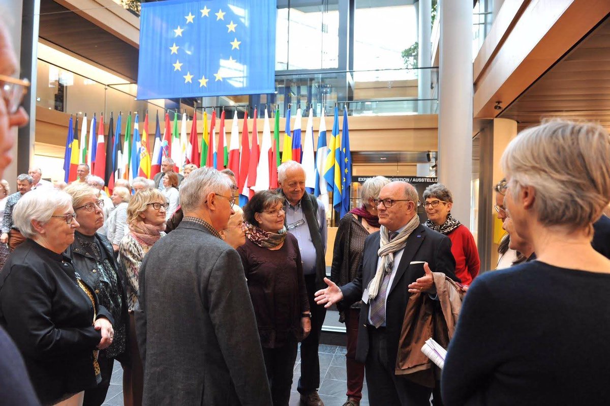 mppu_intcenter's tweet photo. Strasburg - #MPPUEurope | We got to know each other by sharing life in the institutions and administrations but above all by continuing the dialogue on Fraternity as a proposal for our political action.
➡️Check out the article: https://t.co/qmM48od9J1 https://t.co/OuYnDjpcS9