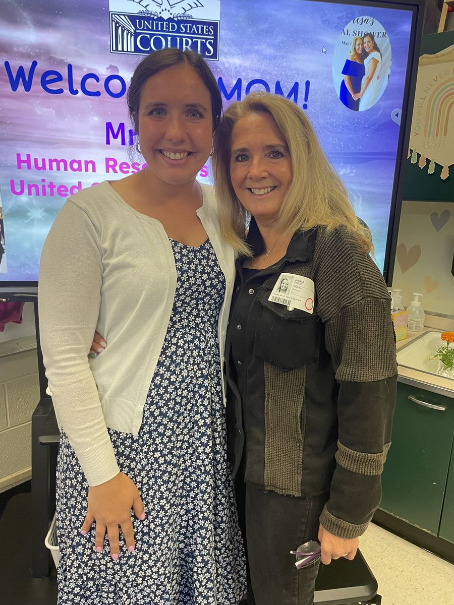 MpsPerce's tweet photo. We LOVE guest readers, especially when they are someone as important as my MOM! Thanks for coming in! ❤️ https://t.co/DPzFNyq6HI