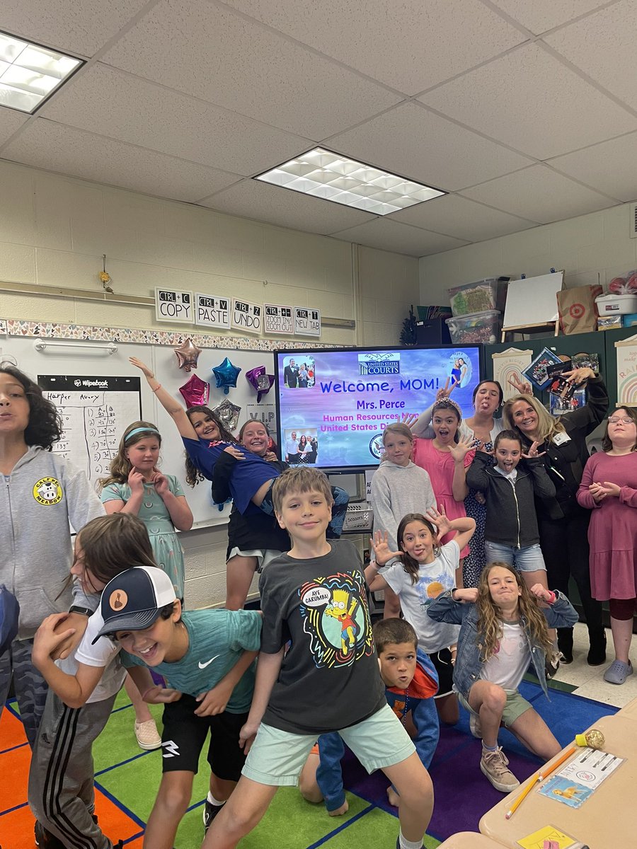 MpsPerce's tweet photo. We LOVE guest readers, especially when they are someone as important as my MOM! Thanks for coming in! ❤️ https://t.co/DPzFNyq6HI