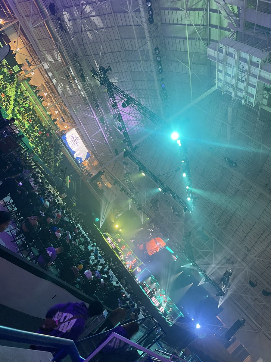 Pulled up to the <a href="/TorontoUltra/">Toronto Ultra</a> COD Major! 

Feat. <a href="/guleshollisterr/">Gules</a>, <a href="/DJobin98/">Jobin</a>, <a href="/OSnappin/">Ian Francis</a>, <a href="/JoshPafundi/">Fundi</a>, <a href="/WRWxBailable/">Bailable</a>, <a href="/AccusingPenguin/">AccusingPenguin | Logan</a>!