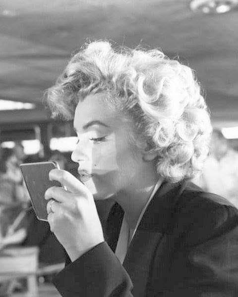 #Marilyn #MarilynMonroe #ClubPassionMarilyn #niagara