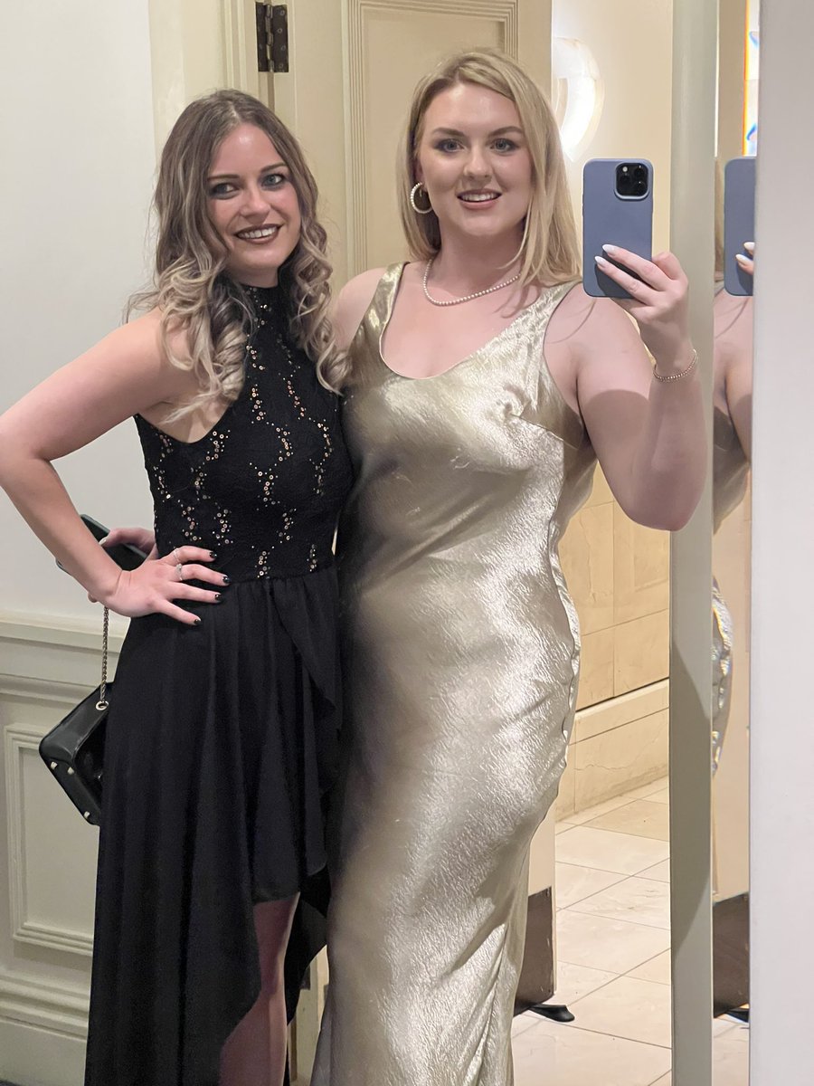 BForyszewski's tweet photo. Gal pals for life #MSawards23 💕 https://t.co/FPNO1R52rD