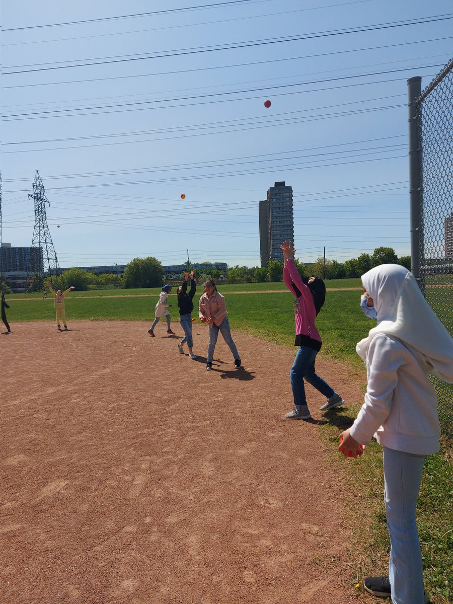 Going strong 💪🏼 with our new @JaysCare program. Building and fostering new friendships 👭 along the way! @TDSB_Grenoble @MsTranClass