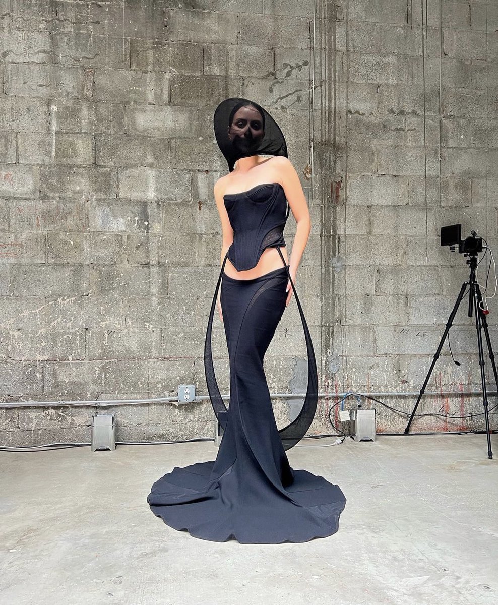 Designed by Shirley Tang for her BFA thesis collection