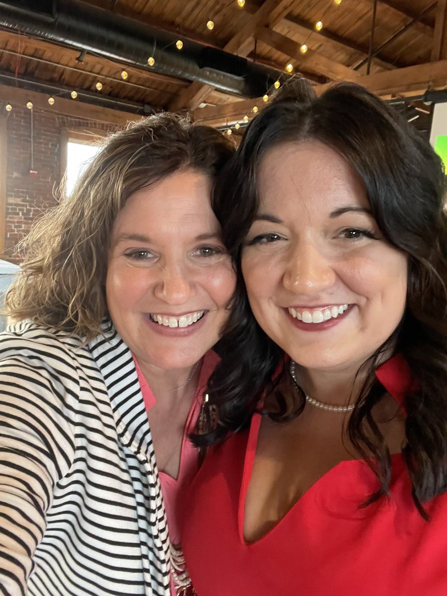 <a href="/jrmcomm/">Jenny Michael</a> <a href="/PRSADayton/">PRSADayton</a> Probably one of my favorite photos from the night 🤩